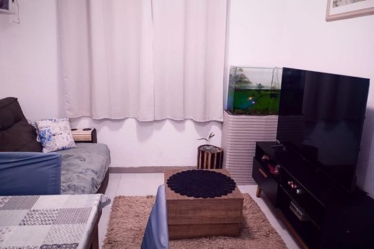 Sala de apartamento à venda com 2 quartos, 41m² em Olaria, Canoas