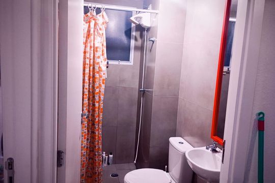 Banheiro de apartamento à venda com 2 quartos, 41m² em Olaria, Canoas
