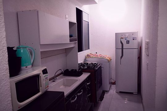 Cozinha de apartamento à venda com 2 quartos, 41m² em Olaria, Canoas