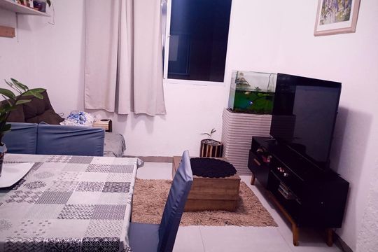 Sala de apartamento à venda com 2 quartos, 41m² em Olaria, Canoas