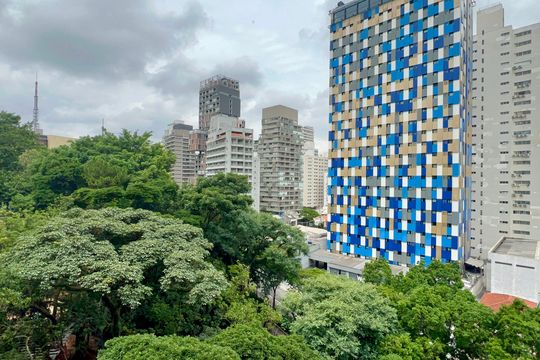 Varanda de kitnet/studio para alugar com 1 quarto, 27m² em Cerqueira César, São Paulo