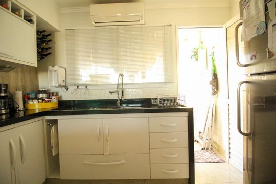 Cozinha de apartamento à venda com 3 quartos, 108m² em Vila Primavera, São Paulo