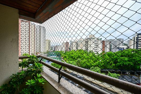 Varanda da Suíte  3 de apartamento à venda com 4 quartos, 156m² em Vila Suzana, São Paulo