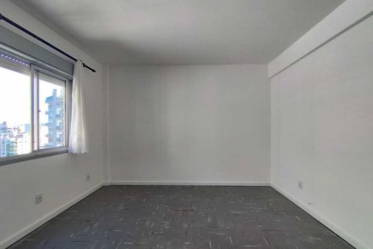 Quarto  de kitnet/studio para alugar com 1 quarto, 30m² em Centro, Novo Hamburgo