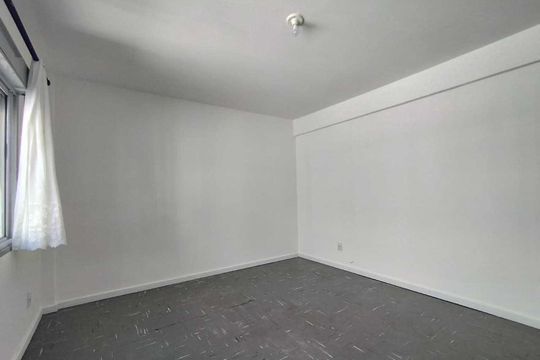 Quarto  de kitnet/studio para alugar com 1 quarto, 30m² em Centro, Novo Hamburgo