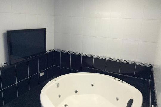 Casa à venda com 3 quartos, 480m² em Vila Invernada, São Paulo