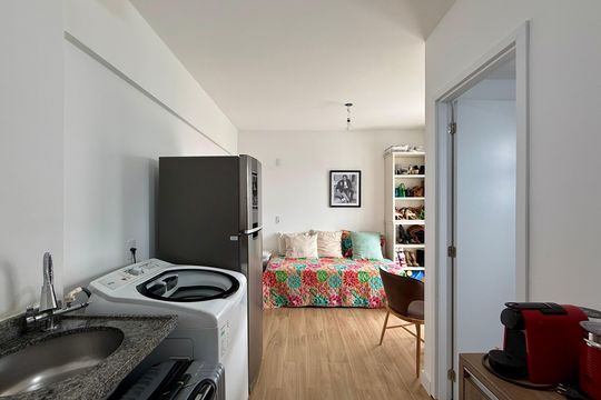 Cozinha de kitnet/studio para alugar com 0 quarto, 23m² em Santo Amaro, São Paulo