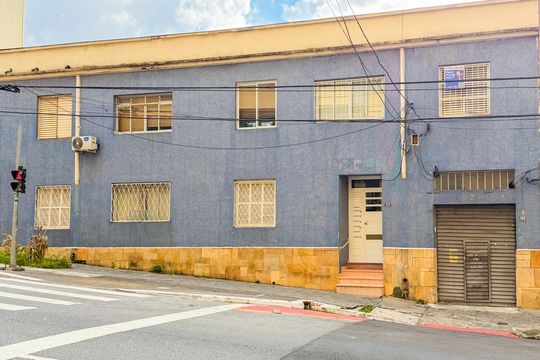 Fachada de apartamento para alugar com 1 quarto, 58m² em Cambuci, São Paulo