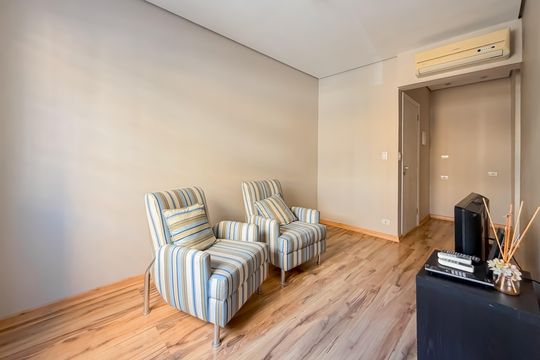 Sala de apartamento para alugar com 1 quarto, 58m² em Cambuci, São Paulo