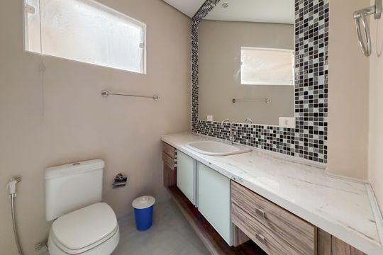 Banheiro da Suíte de apartamento para alugar com 1 quarto, 58m² em Cambuci, São Paulo