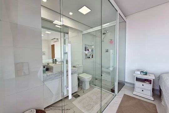 Banheiro de apartamento para alugar com 3 quartos, 136m² em Boqueirão, Santos