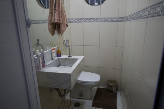 Casa para alugar com 4 quartos, 153m² em Campo Grande, São Paulo