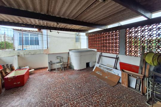 Terraço de casa à venda com 4 quartos, 250m² em Engenhoca, Niterói