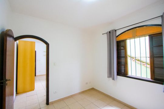 Quarto 2 de casa para alugar com 3 quartos, 135m² em Vila Helena, Santo André