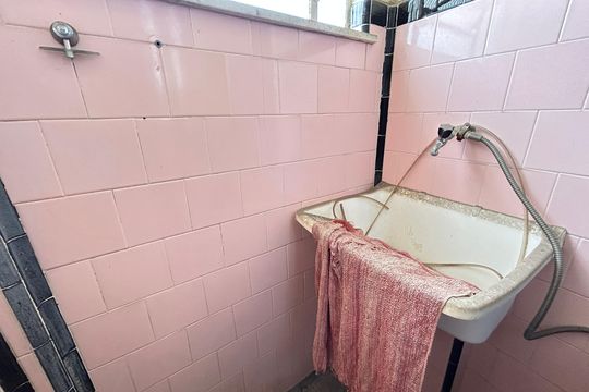 Banheiro de apartamento para alugar com 1 quarto, 35m² em Engenheiro Leal, Rio de Janeiro