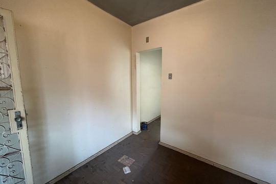 Sala de apartamento para alugar com 1 quarto, 35m² em Engenheiro Leal, Rio de Janeiro