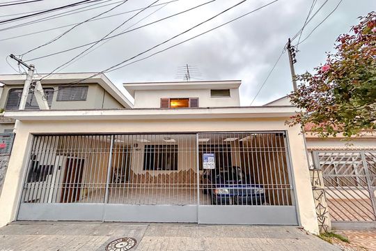 Fachada com Plaquinha de casa à venda com 4 quartos, 295m² em Tatuapé, São Paulo