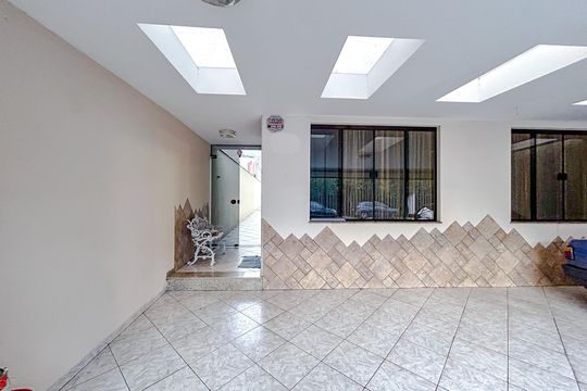 Garagem de casa à venda com 4 quartos, 295m² em Tatuapé, São Paulo