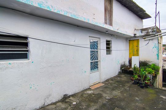 Área comum de casa para alugar com 1 quarto, 40m² em Helena Maria, Osasco