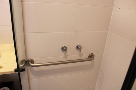 Banheiro de kitnet/studio à venda com 1 quarto, 19m² em Vila Dom Pedro I, São Paulo