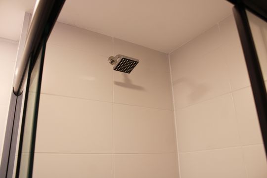 Banheiro de kitnet/studio à venda com 1 quarto, 19m² em Vila Dom Pedro I, São Paulo