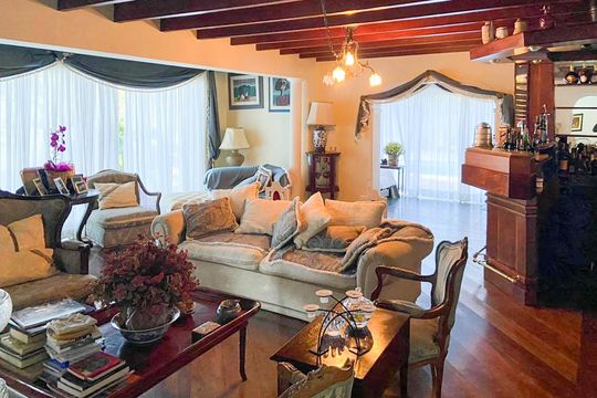 Casa à venda com 3 quartos, 450m² em Sete Praias, Diadema
