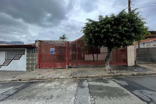 Fachada + Placa de casa à venda com 5 quartos, 300m² em Conjunto Residencial José Bonifácio, São Paulo