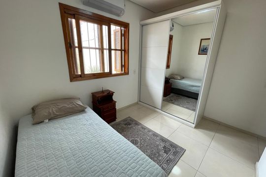 Casa à venda com 2 quartos, 51m² em Santos Dumont, São Leopoldo