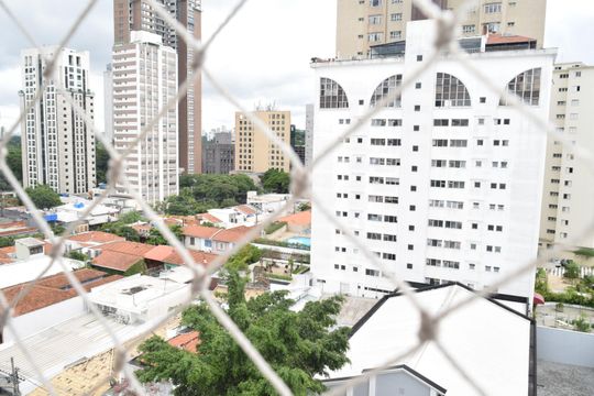 Vista de apartamento à venda com 3 quartos, 115m² em Pinheiros, São Paulo