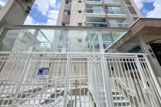 Fachada + plaquinha de apartamento à venda com 1 quarto, 36m² em Rudge Ramos, São Bernardo do Campo