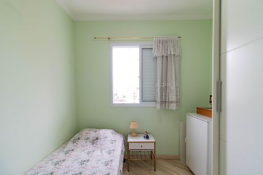 Quarto de apartamento à venda com 2 quartos, 70m² em Vila Romana, São Paulo