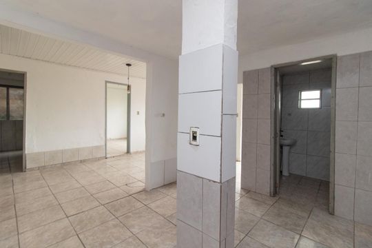 Cozinha de casa à venda com 1 quarto, 120m² em Cavalhada, Porto Alegre