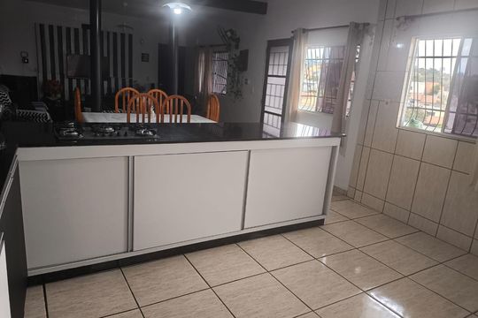 Cozinha de casa para alugar com 3 quartos, 170m² em Nova União, Ribeirão das Neves