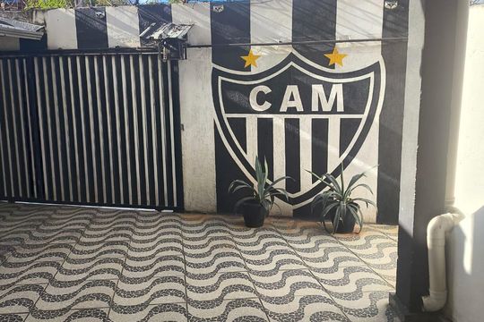 Área externa de casa para alugar com 3 quartos, 170m² em Nova União, Ribeirão das Neves