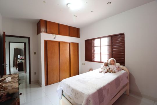 Quarto 4 - Suíte de casa para alugar com 6 quartos, 300m² em Martins, Uberlândia