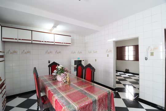 Cozinha 1 de casa para alugar com 6 quartos, 300m² em Martins, Uberlândia