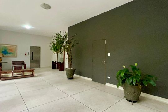 Hall de entrada de apartamento para alugar com 3 quartos, 130m² em Paraíso, São Paulo
