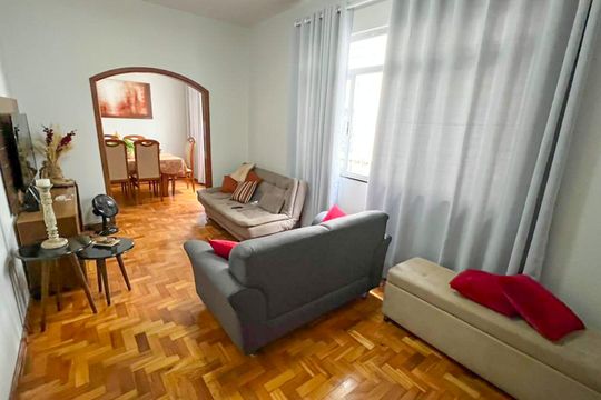 Apartamento para alugar com 3 quartos, 118m² em Santo Antônio, Belo Horizonte