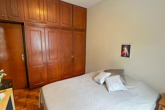 Apartamento para alugar com 3 quartos, 118m² em Santo Antônio, Belo Horizonte