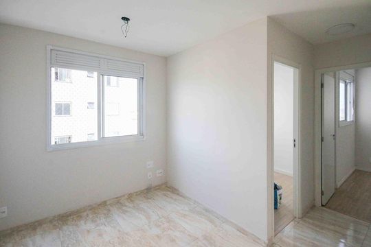 Sala de apartamento para alugar com 2 quartos, 40m² em Jardim Adutora, São Paulo