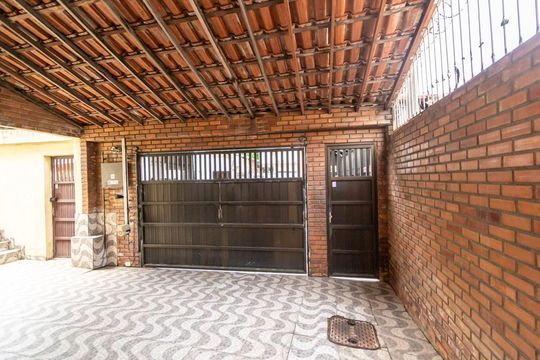 2º andar - Varanda e Garagem de casa à venda com 7 quartos, 180m² em Bonsucesso, Rio de Janeiro