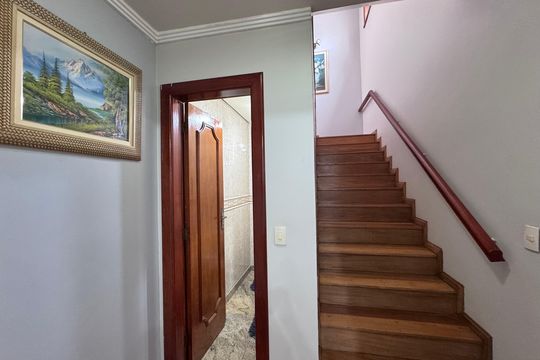 Sala de casa de condomínio à venda com 4 quartos, 562m² em Barra da Tijuca, Rio de Janeiro