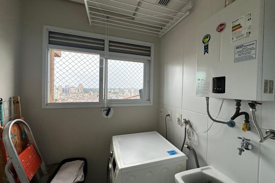 Área de Serviço de apartamento à venda com 2 quartos, 60m² em Jardim Tupanci, Barueri