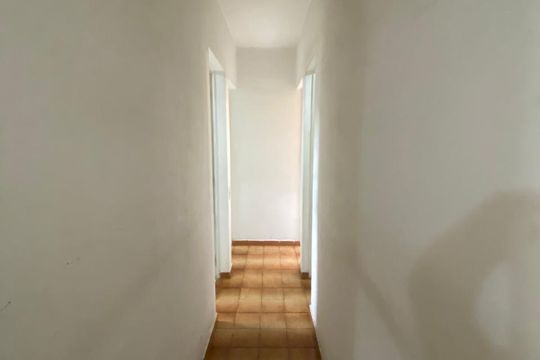 Corredor de apartamento à venda com 3 quartos, 65m² em Jardim Santa Josefina, São Paulo