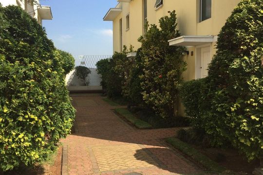 Casa de Condomínio à venda com 2 quartos, 80m² em Rio Pequeno, São Paulo