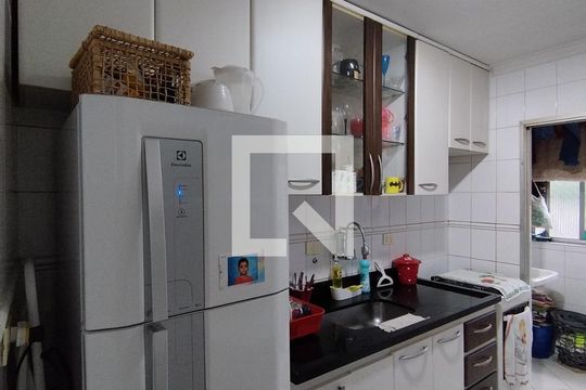 Cozinha de apartamento à venda com 2 quartos, 57m² em Vila das Merces, São Paulo