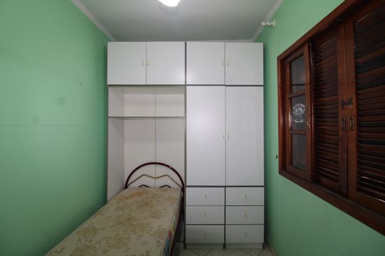 Quarto 2 de casa à venda com 3 quartos, 190m² em Jardim Centenario, São Paulo