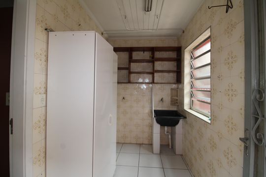 Área de Serviço de casa à venda com 3 quartos, 190m² em Jardim Centenario, São Paulo