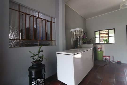Garagem de casa à venda com 4 quartos, 292m² em Canudos, Novo Hamburgo