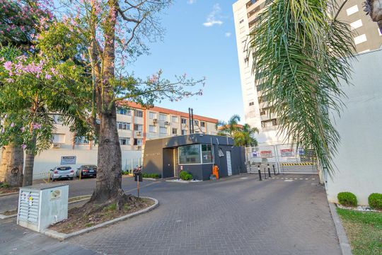 Fachada de apartamento à venda com 2 quartos, 54m² em Centro, Canoas